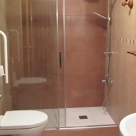 拉普威采娜旅馆 3*