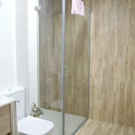 拉普威采娜旅馆 3*